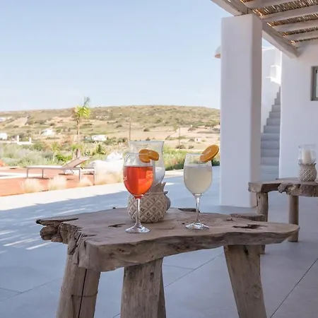 Villa Klar, On The Outskirts Of , Paros